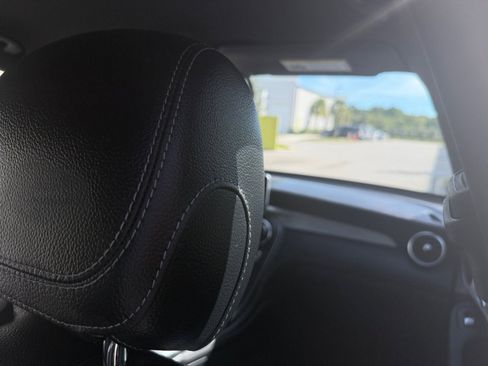 Used 2019 Mercedes-Benz GLC 300 GLC 300 w/ Parking Assistance Package image 25