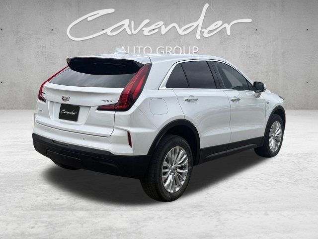 Certified 2024 Cadillac XT4 Luxury AWD/4WD image 16