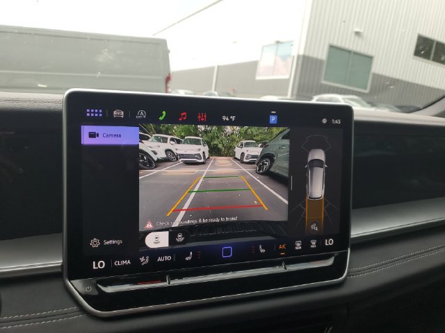 New 2026 Volkswagen Tiguan SE R-Line FWD image 29