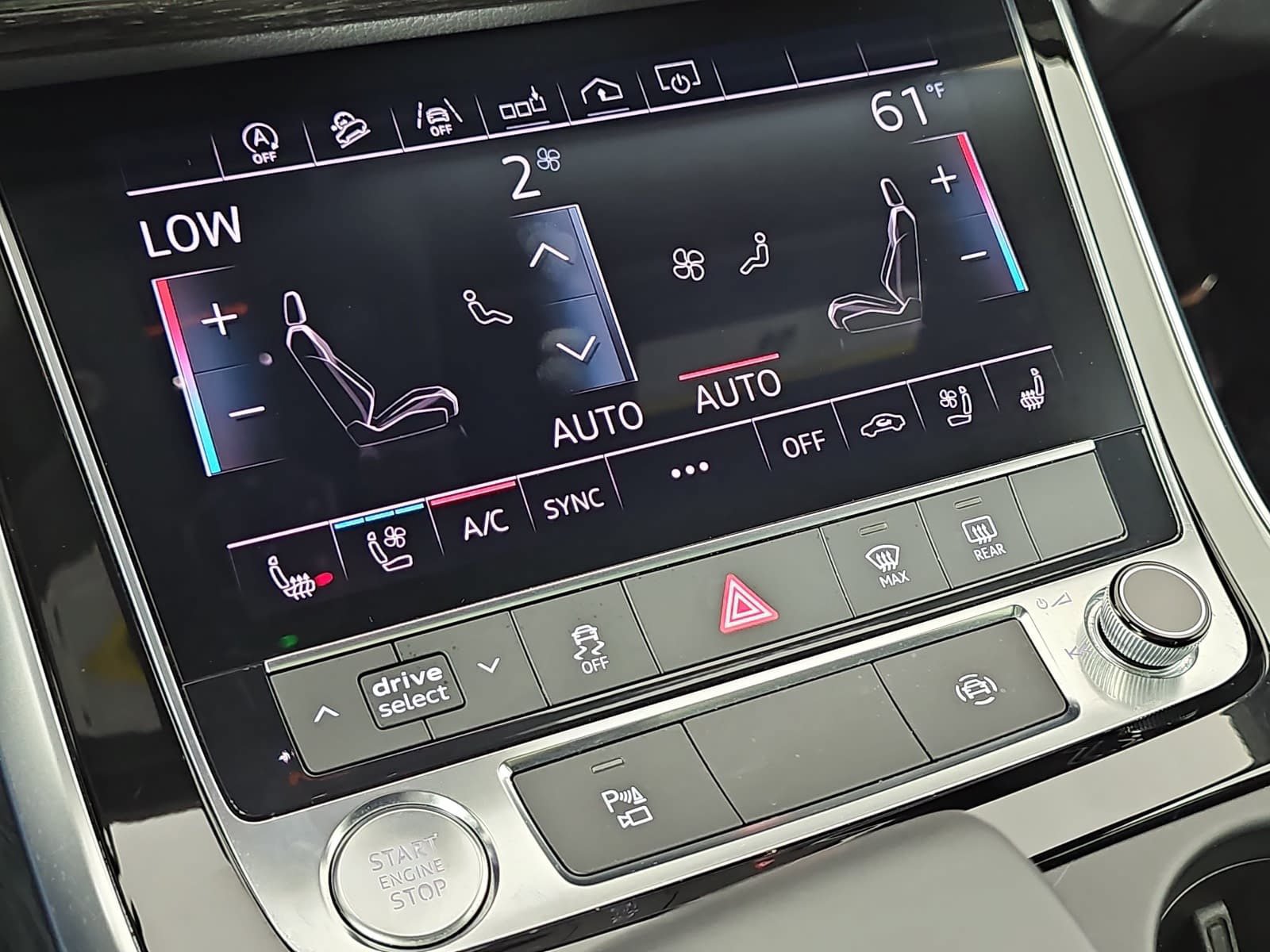 Used 2019 Audi Q8 Premium Plus AWD/4WD image 24