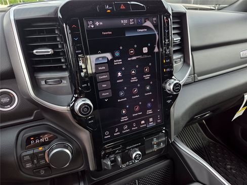 New 2026 RAM 1500 Big Horn AWD/4WD image 13