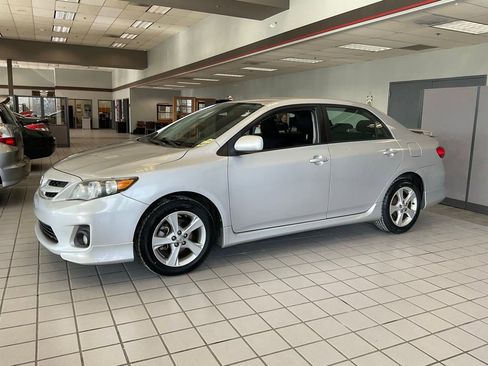 Used 2011 Toyota Corolla S image 3