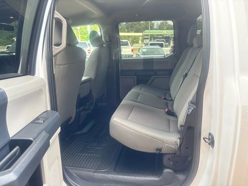 Used 2022 Ford F250 XL w/ Power Equipment Group image 18