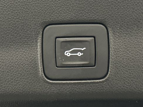 Used 2024 Chevrolet TrailBlazer RS w/ Convenience Package image 14