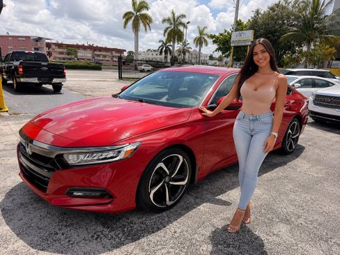 Used 2020 Honda Accord Sport image 1