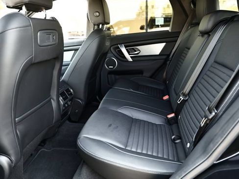 Used 2026 Land Rover Discovery Sport Landmark AWD/4WD image 30