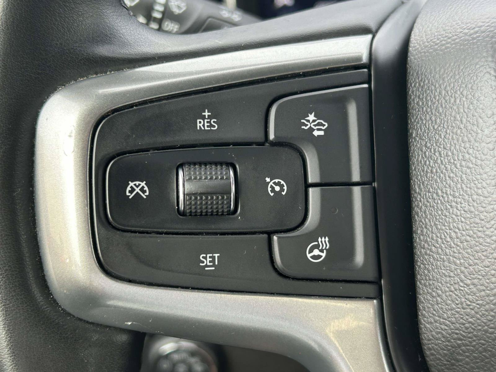 Used 2025 Chevrolet Silverado 2500 LT w/ Convenience Package AWD/4WD image 26