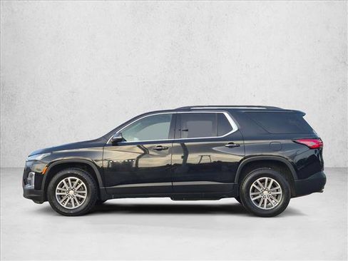 Certified 2023 Chevrolet Traverse LT FWD image 9