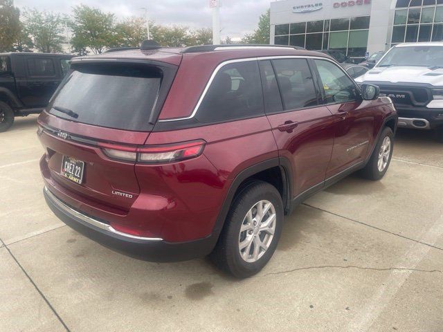 Used 2022 Jeep Grand Cherokee Limited AWD/4WD image 9