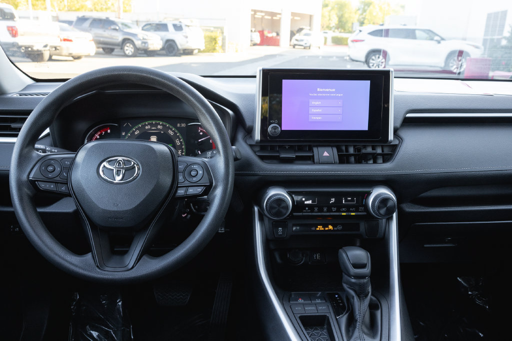 Certified 2023 Toyota RAV4 LE FWD image 25