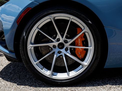 New 2027 McLaren 750S RWD image 16