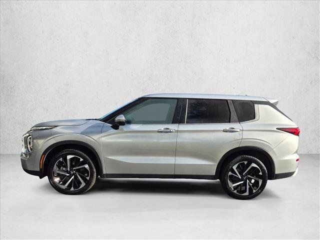 Used 2024 Mitsubishi Outlander SE FWD image 8