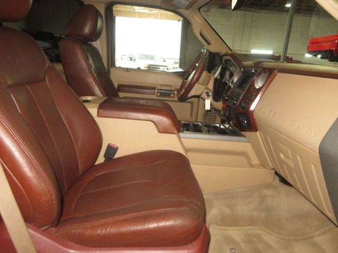Used 2011 Ford F250 King Ranch w/ Camper Pkg AWD/4WD image 35