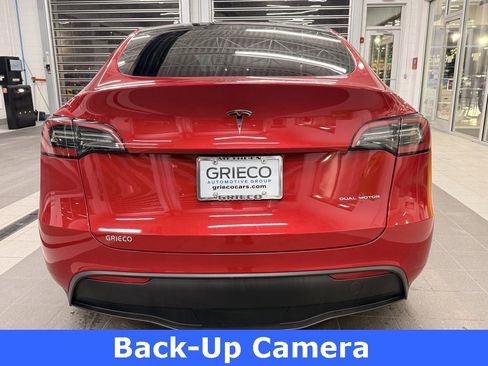 Used 2023 Tesla Model Y Long Range image 9
