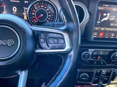 Used 2020 Jeep Gladiator Rubicon w/ Dual Top Group image 19