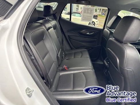 Used 2023 GMC Terrain SLT image 31