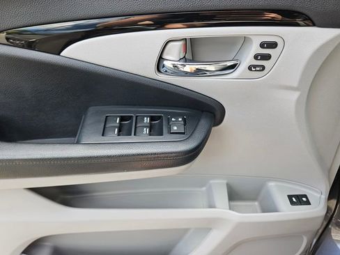 Used 2022 Honda Pilot Touring image 40