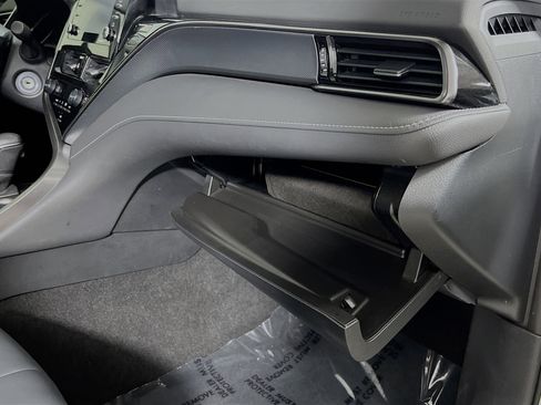 Used 2024 Toyota Camry SE FWD image 35