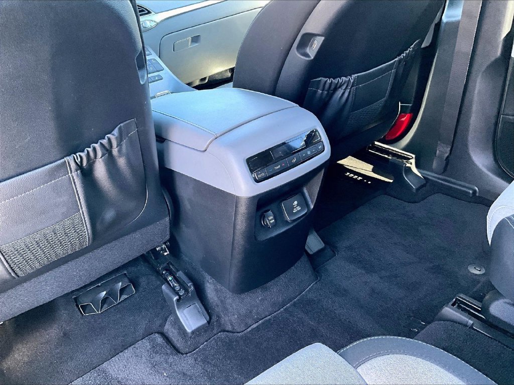 Certified 2022 Hyundai Palisade SEL w/ Convenience Package AWD/4WD image 12