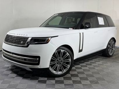 Used 2025 Land Rover Range Rover SE