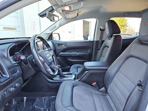 Used 2022 GMC Canyon AT4 image 21