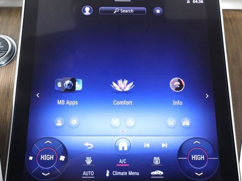 Used 2022 Mercedes-Benz C 300 Sedan image 19