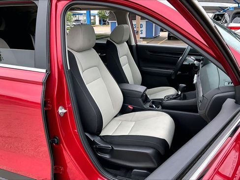 Certified 2024 Honda CR-V EX image 9
