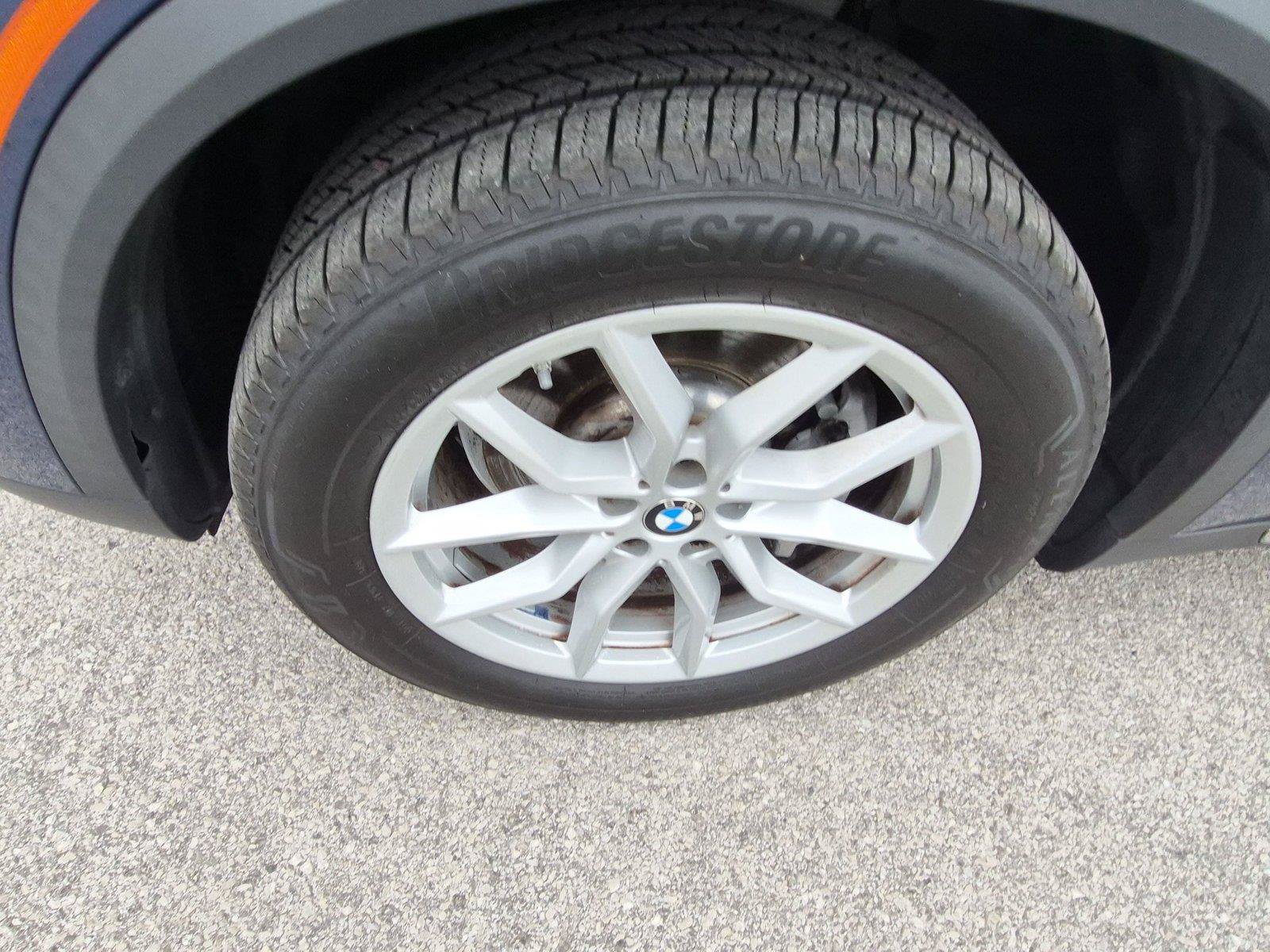 Used 2023 BMW X5 xDrive40i w/ Luxury Seating Package AWD/4WD image 10