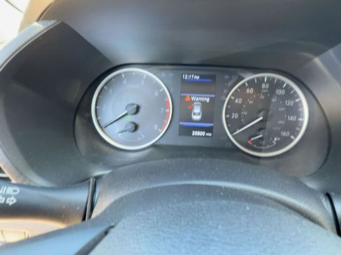 Used 2025 Nissan Sentra S image 10