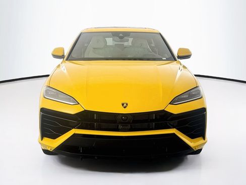 Used 2026 Lamborghini Urus SE AWD/4WD image 2