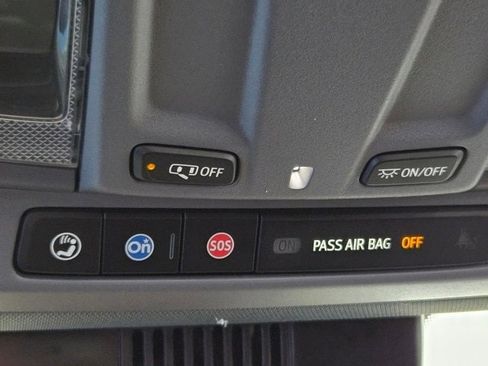 Used 2024 Chevrolet Silverado 1500 LT image 41