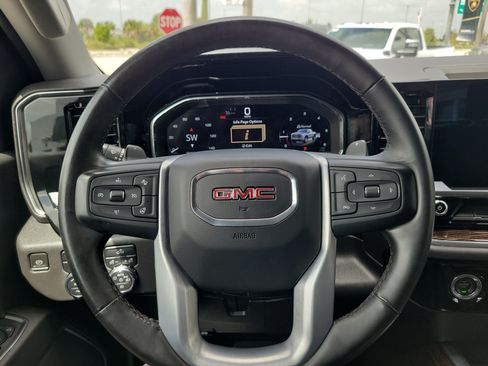 Used 2023 GMC Sierra 1500 Elevation AWD/4WD image 17
