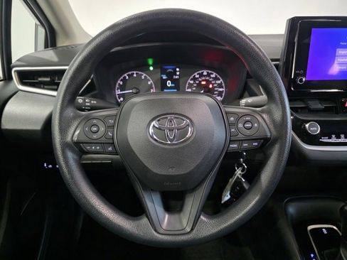 Used 2023 Toyota Corolla LE image 16
