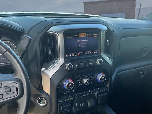 Used 2022 GMC Sierra 1500 SLT w/ SLT Premium Plus Package AWD/4WD image 10