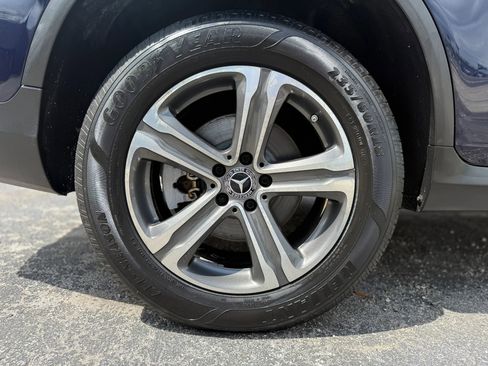 Used 2017 Mercedes-Benz GLC 300 image 19