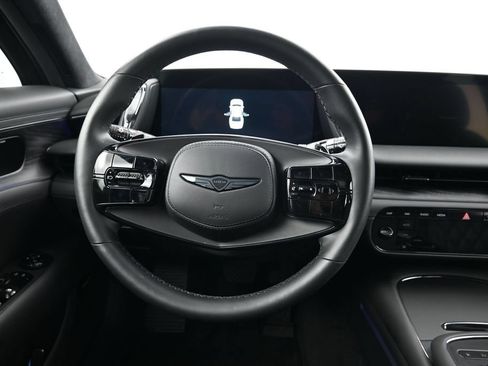 Used 2026 Genesis G90 3.5T Prestige AWD/4WD image 12