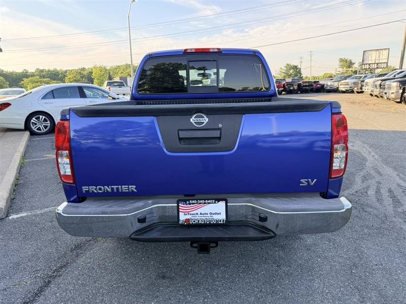 Used 2014 Nissan Frontier SV RWD image 6