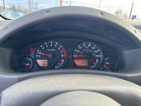 Used 2005 Nissan Frontier LE w/ (X01) Leather Pkg image 7