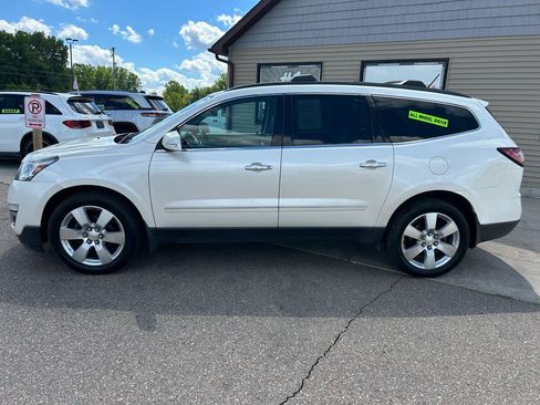 Used 2015 Chevrolet Traverse LTZ AWD/4WD image 8