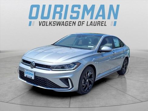 New 2026 Volkswagen Jetta SE image 7