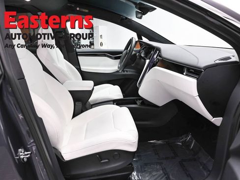 Used 2018 Tesla Model X 75D AWD/4WD image 19