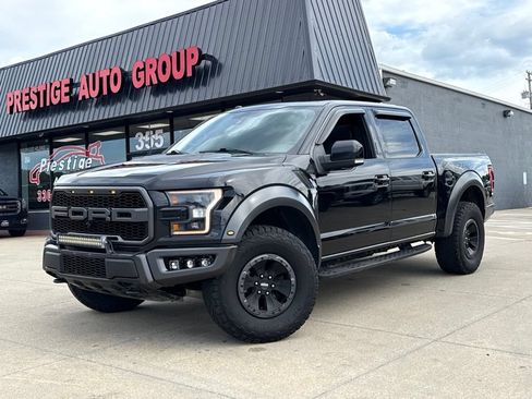Used 2018 Ford F150 Raptor w/ Equipment Group 802A Luxury AWD/4WD image 22