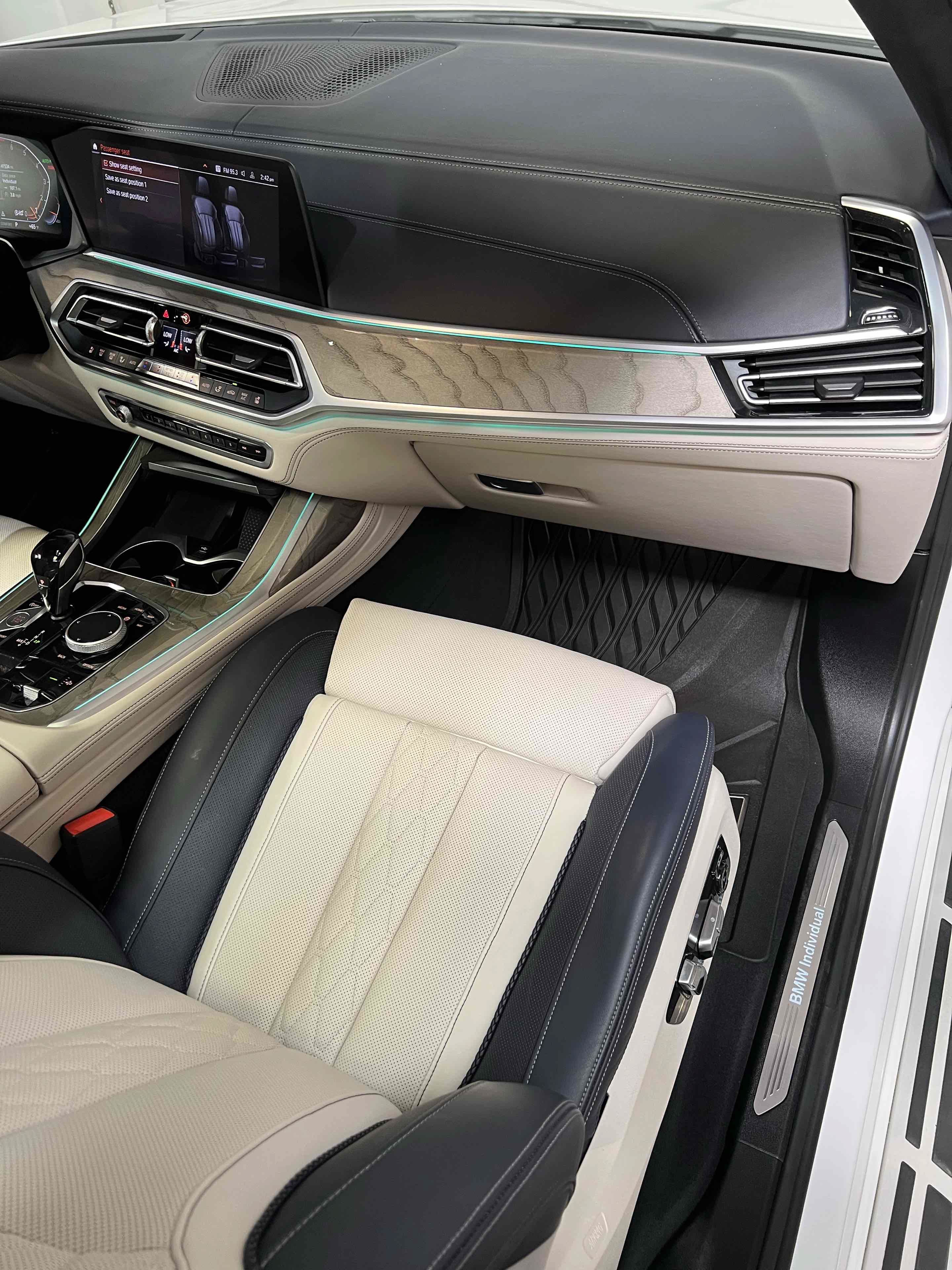 Used 2020 BMW X7 xDrive40i w/ Premium Package AWD/4WD image 41