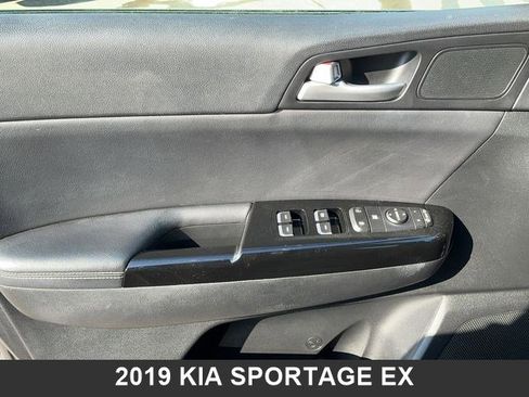 Used 2019 Kia Sportage EX w/ EX Premium Package image 10