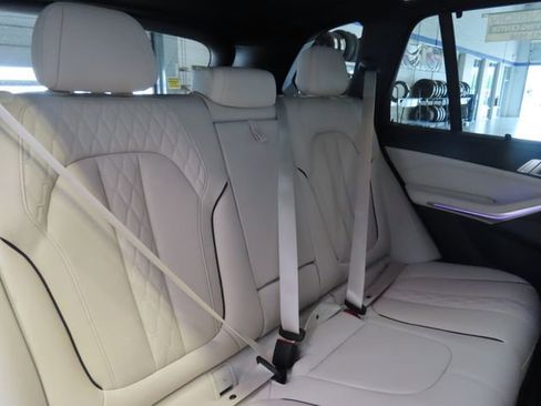 Used 2023 BMW X5 M50i w/ Executive Package AWD/4WD image 34