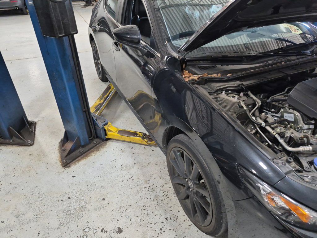 Used 2024 MAZDA MAZDA3 s FWD image 6