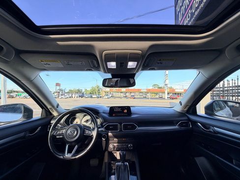 Used 2017 MAZDA CX-5 Touring w/ Preferred Equipment Package FWD image 15