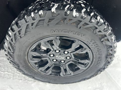 Used 2022 Chevrolet Silverado 1500 ZR2 w/ Technology Package image 25