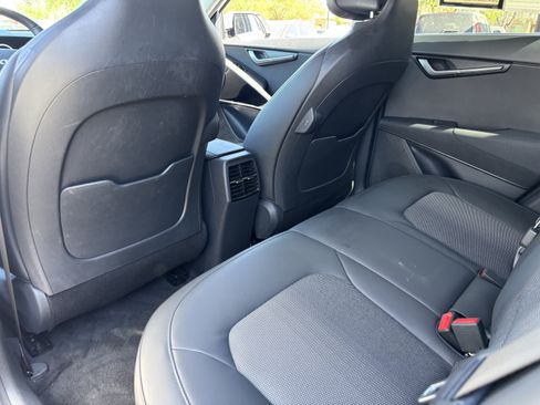Certified 2023 Kia Niro Wind FWD image 15