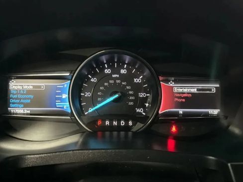 Used 2018 Ford Explorer Limited FWD image 11